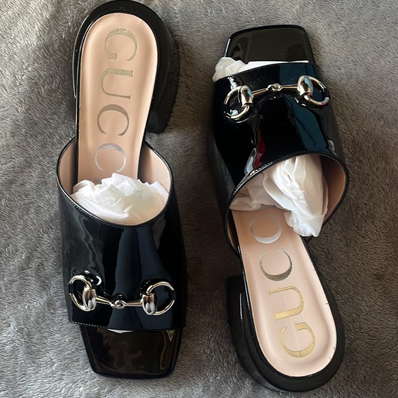 GUCCI Horsebit Accent Patent Leather Mules Slides 543188 - Picture 14 of 17